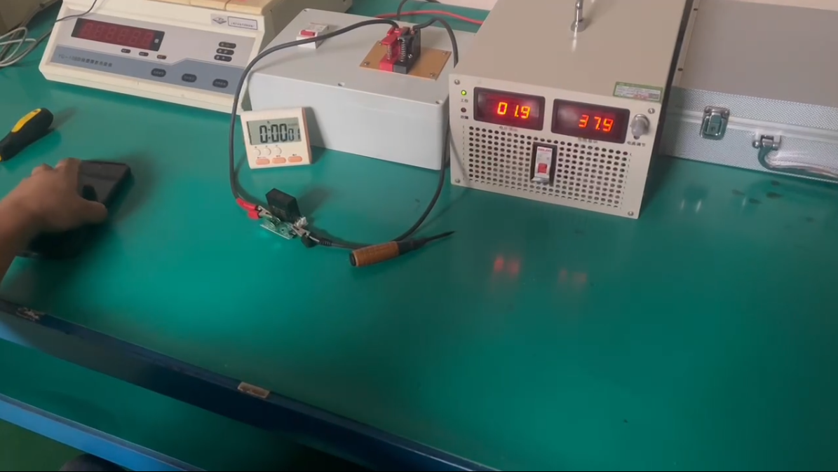 30A protector 60A test