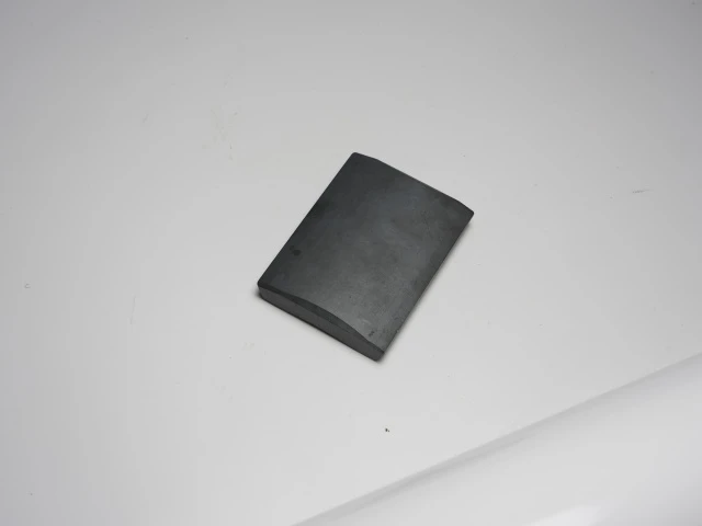 Window motor magnetic tile
