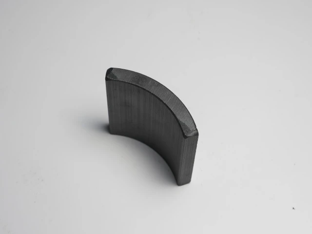 Automobile Electronic Fan Magnetic Tile