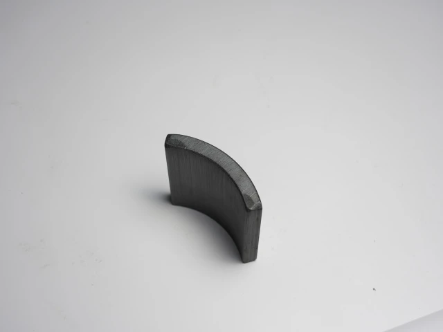 Automobile Electronic Fan Magnetic Tile
