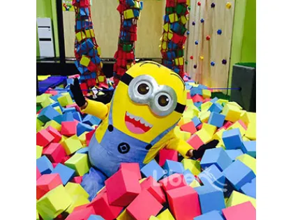 Liben Indoor Amusement Trampoline Park Project in Yue Qing, China