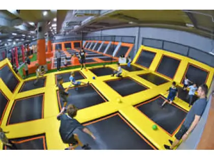 5 Attractive Games For Indoor Trampoline Park