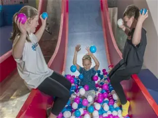 Drop Slide