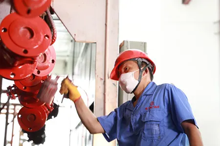 How Oil and Gas Transportation  Methods Work