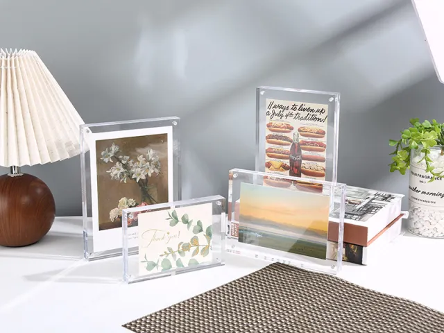 Square brick photo frame