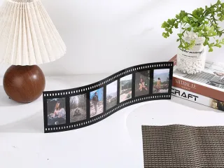 Row photo frames