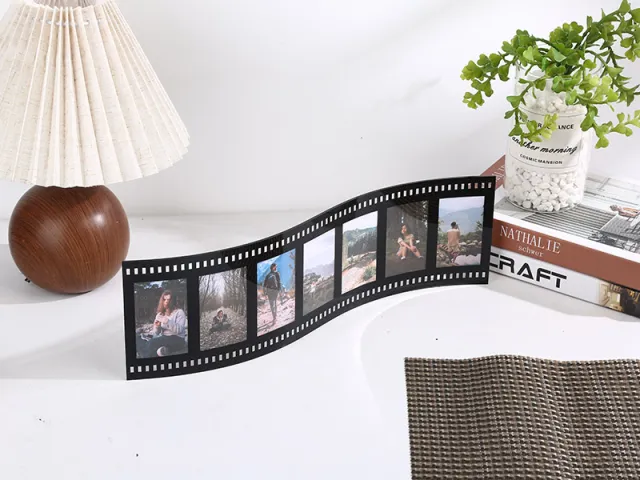 Row photo frames